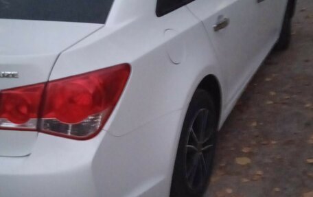 Chevrolet Cruze II, 2013 год, 750 000 рублей, 3 фотография