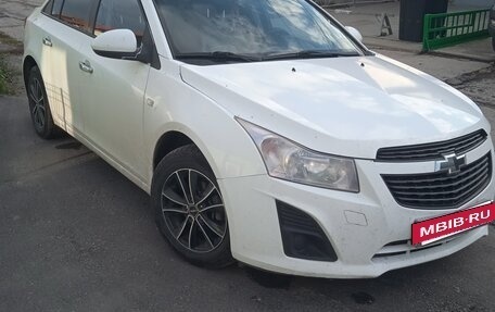 Chevrolet Cruze II, 2013 год, 750 000 рублей, 9 фотография