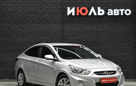 Hyundai Solaris II рестайлинг, 2014 год, 880 000 рублей, 3 фотография