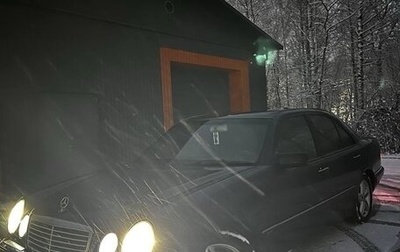 Mercedes-Benz E-Класс, 1998 год, 350 000 рублей, 1 фотография