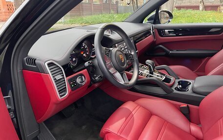 Porsche Cayenne III, 2018 год, 6 900 000 рублей, 7 фотография