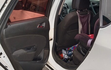 Opel Astra J, 2012 год, 900 000 рублей, 16 фотография