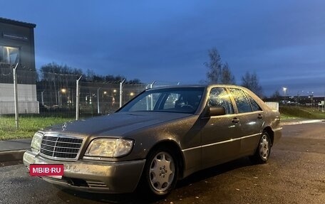 Mercedes-Benz S-Класс, 1991 год, 450 000 рублей, 3 фотография