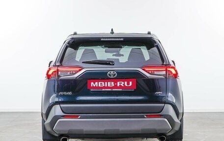 Toyota RAV4, 2020 год, 3 647 444 рублей, 4 фотография