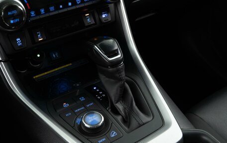 Toyota RAV4, 2020 год, 3 647 444 рублей, 22 фотография