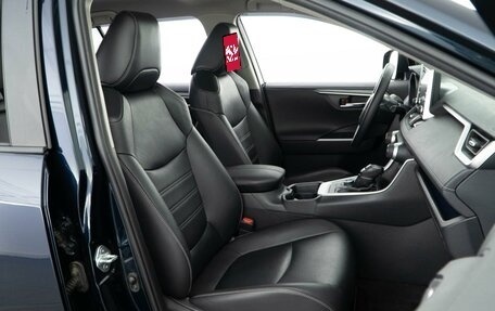 Toyota RAV4, 2020 год, 3 647 444 рублей, 10 фотография