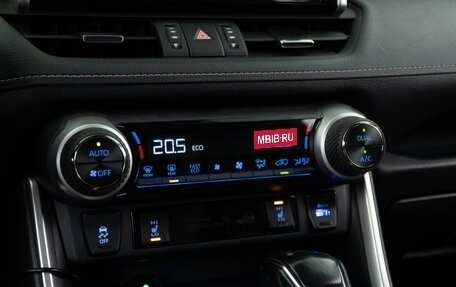 Toyota RAV4, 2020 год, 3 647 444 рублей, 19 фотография