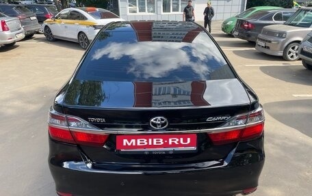 Toyota Camry, 2014 год, 1 585 000 рублей, 8 фотография