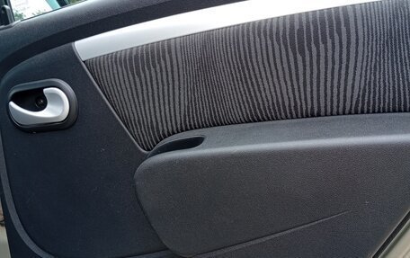 Renault Logan I, 2012 год, 700 000 рублей, 8 фотография