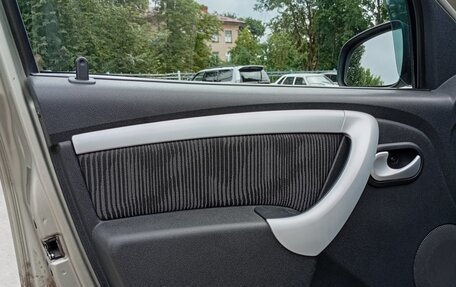 Renault Logan I, 2012 год, 700 000 рублей, 6 фотография