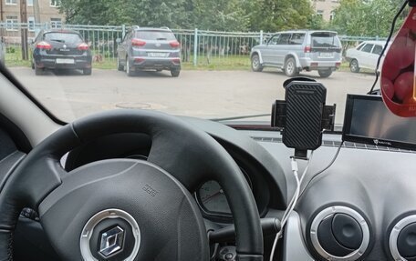 Renault Logan I, 2012 год, 700 000 рублей, 12 фотография