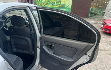 Hyundai Elantra III, 2002 год, 230 000 рублей, 10 фотография