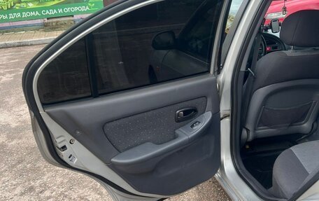 Hyundai Elantra III, 2002 год, 230 000 рублей, 12 фотография