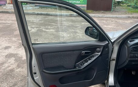 Hyundai Elantra III, 2002 год, 230 000 рублей, 19 фотография