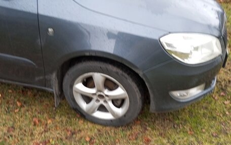 Skoda Fabia II, 2012 год, 650 000 рублей, 12 фотография