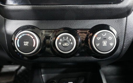 KIA Rio III рестайлинг, 2016 год, 957 000 рублей, 16 фотография