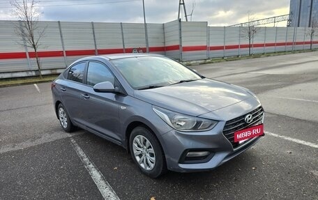 Hyundai Solaris II рестайлинг, 2018 год, 1 400 000 рублей, 4 фотография