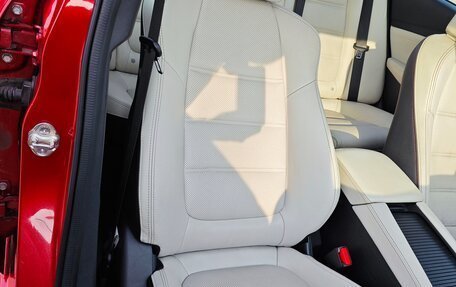 Mazda 6, 2015 год, 1 499 999 рублей, 15 фотография