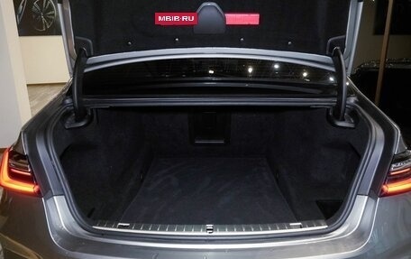 BMW 7 серия, 2019 год, 6 035 000 рублей, 33 фотография