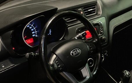 KIA Rio III рестайлинг, 2013 год, 805 000 рублей, 10 фотография