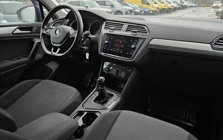 Volkswagen Tiguan II, 2020 год, 1 999 000 рублей, 9 фотография