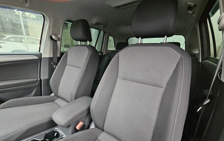 Volkswagen Tiguan II, 2020 год, 1 999 000 рублей, 14 фотография