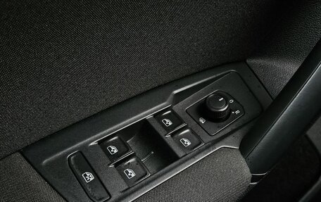 Volkswagen Tiguan II, 2020 год, 1 999 000 рублей, 19 фотография