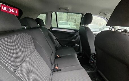 Volkswagen Tiguan II, 2020 год, 1 999 000 рублей, 15 фотография