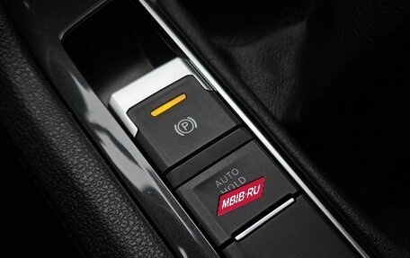 Volkswagen Tiguan II, 2020 год, 1 999 000 рублей, 20 фотография