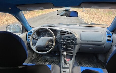 Mitsubishi Colt VI рестайлинг, 1997 год, 200 000 рублей, 2 фотография