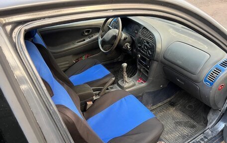 Mitsubishi Colt VI рестайлинг, 1997 год, 200 000 рублей, 3 фотография