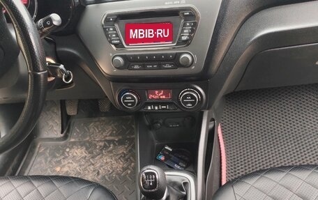 KIA Rio III рестайлинг, 2012 год, 840 000 рублей, 13 фотография