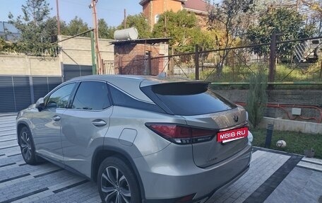 Lexus RX IV рестайлинг, 2020 год, 5 500 000 рублей, 7 фотография