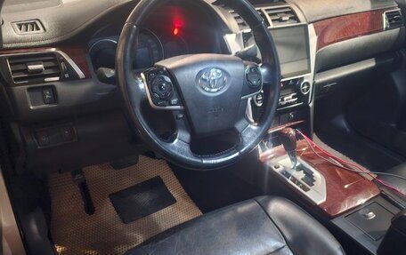 Toyota Camry, 2013 год, 2 250 000 рублей, 6 фотография
