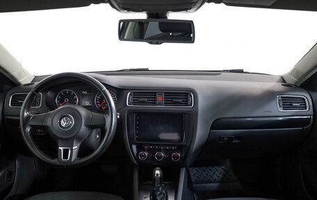 Volkswagen Jetta VI, 2014 год, 990 000 рублей, 8 фотография