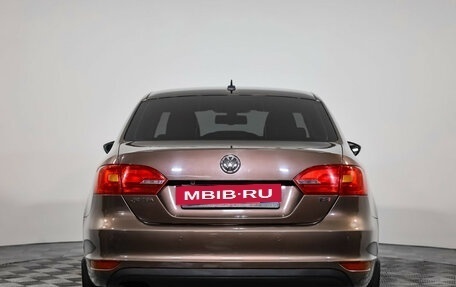 Volkswagen Jetta VI, 2014 год, 990 000 рублей, 5 фотография