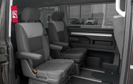 Volkswagen Multivan T5, 2015 год, 2 225 000 рублей, 7 фотография