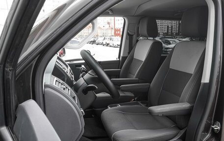 Volkswagen Multivan T5, 2015 год, 2 225 000 рублей, 10 фотография