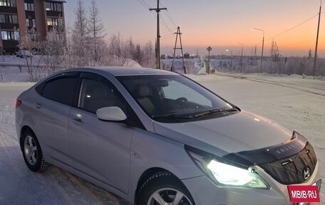 Hyundai Solaris II рестайлинг, 2014 год, 1 200 000 рублей, 2 фотография