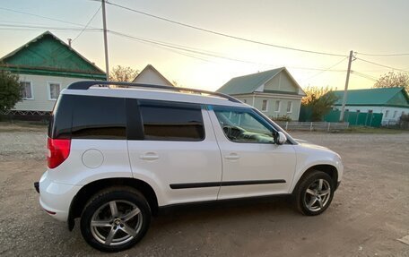 Skoda Yeti I рестайлинг, 2013 год, 1 000 000 рублей, 2 фотография