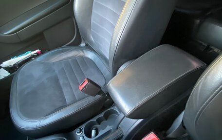 Skoda Yeti I рестайлинг, 2013 год, 1 000 000 рублей, 10 фотография