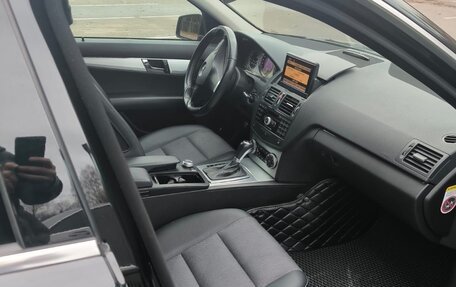 Mercedes-Benz C-Класс, 2009 год, 1 100 000 рублей, 6 фотография