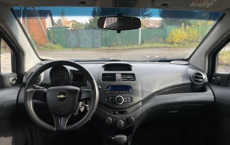 Chevrolet Spark III, 2013 год, 560 000 рублей, 9 фотография