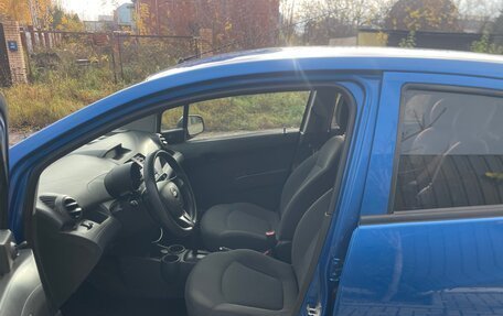 Chevrolet Spark III, 2013 год, 560 000 рублей, 8 фотография