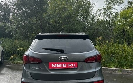 Hyundai Santa Fe III рестайлинг, 2018 год, 2 600 000 рублей, 3 фотография