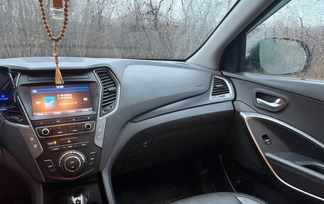 Hyundai Santa Fe III рестайлинг, 2018 год, 2 600 000 рублей, 9 фотография