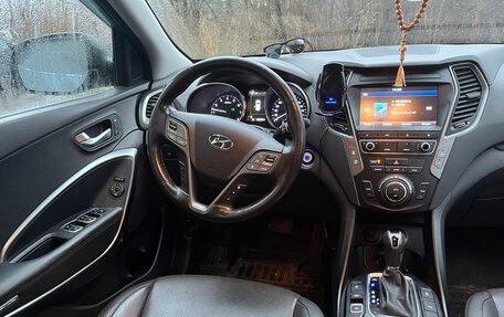 Hyundai Santa Fe III рестайлинг, 2018 год, 2 600 000 рублей, 10 фотография