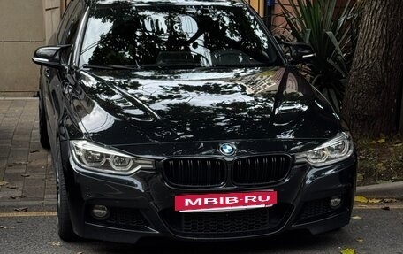 BMW 3 серия, 2018 год, 2 350 000 рублей, 3 фотография