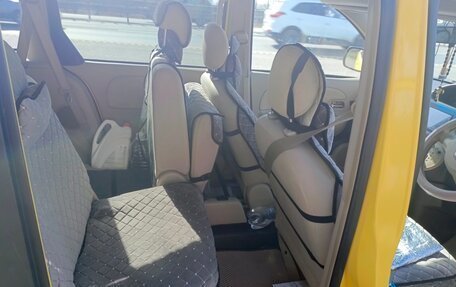 Toyota Sienta I, 2004 год, 650 000 рублей, 7 фотография