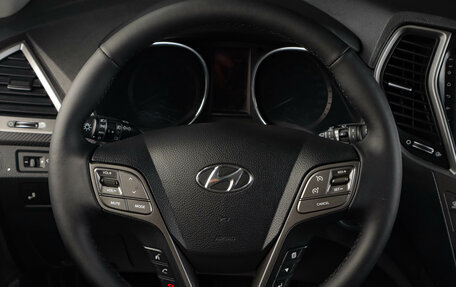 Hyundai Santa Fe III рестайлинг, 2016 год, 2 099 000 рублей, 14 фотография